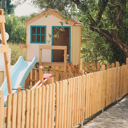 Aparthotel Mirsini Studios & Apartments 2*