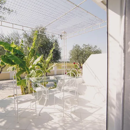 Mirsini Studios & Apartments Aparthotel