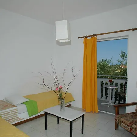Mirsini Studios & Apartments 2* Laganas